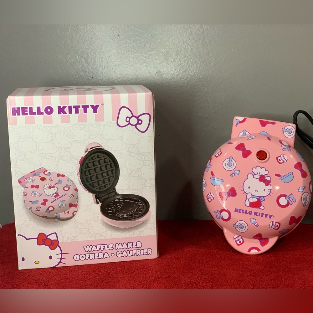 Hello kitty Sanrio Waffle Maker